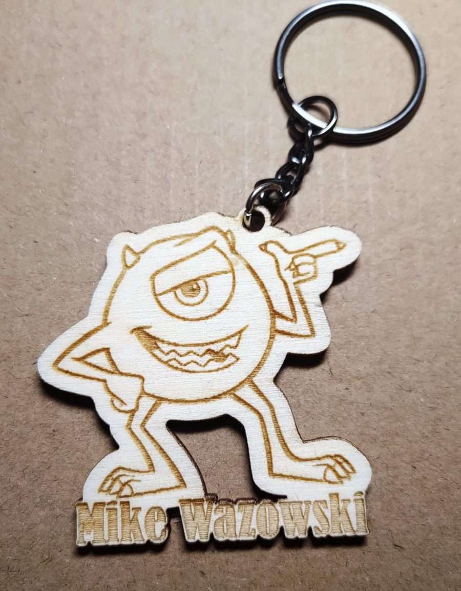 Dřevěná klíčenka s postavou z animáků - Image 3
